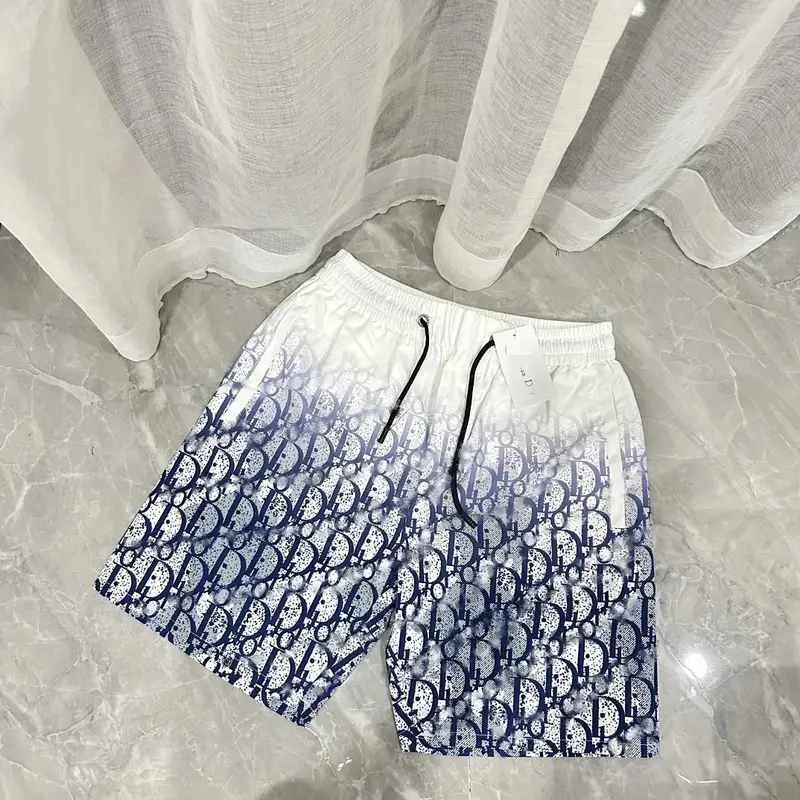 Burberry shorts — V2302 White colorway — USFans Spreadsheet photo