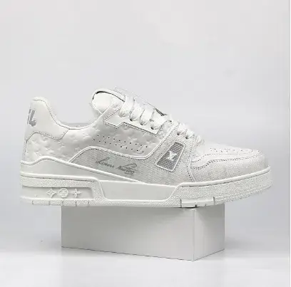 LV Trainers Black-White — 01 colorway — USFans Spreadsheet photo