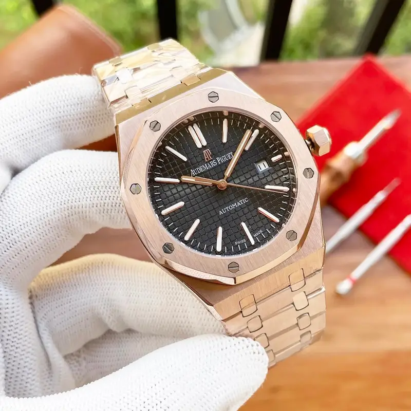 Audemars Piguet Silver Band — Rose gold shell black steel strip colorway — USFans Spreadsheet photo