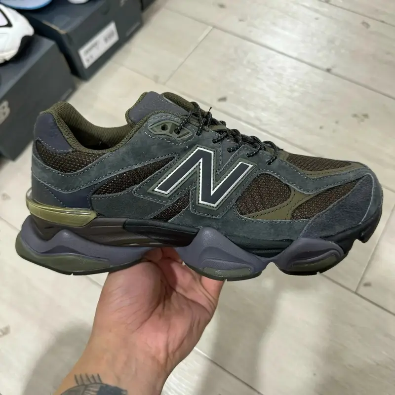NB 9060 Shoes — 5 Black Green colorway — USFans Spreadsheet photo