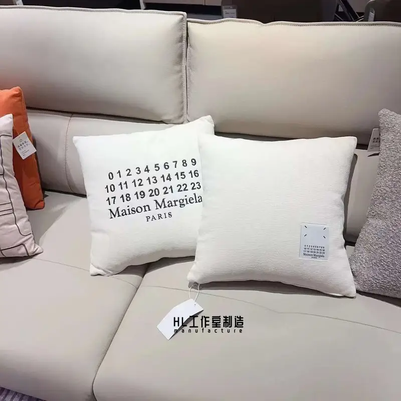 Chrome Hearts Pillow — Limited edition Maji pillow colorway — USFans Spreadsheet photo