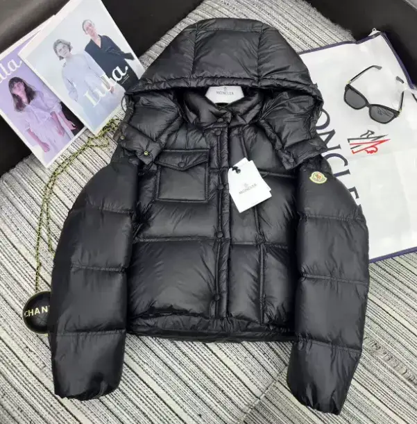 Moncler Erea Down Jacket for Womens — Black colorway — USFans Spreadsheet photo