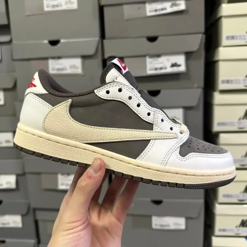 Cheaper Alternative AJ1 Low Reverse Mocha — 3.0 White Brown DM7866-162 colorway — USFans Spreadsheet photo