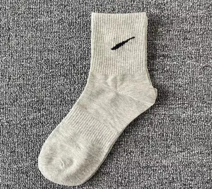 Nike Socks — middle tube gray colorway — USFans Spreadsheet photo
