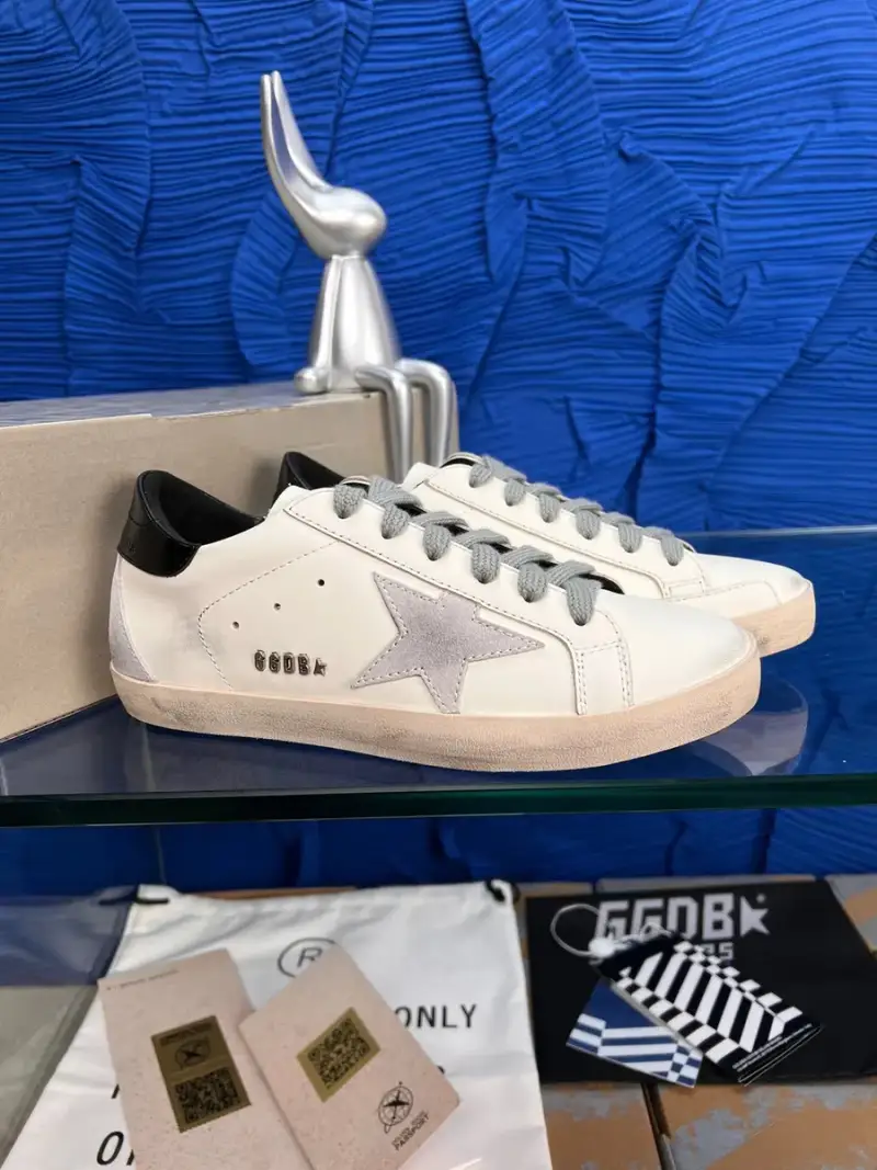 Golden Goose Trainers — 1 colorway — USFans Spreadsheet photo