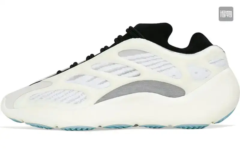 Yeezy 700 V3 Alvah Shoes — V3 Alien colorway — USFans Spreadsheet photo