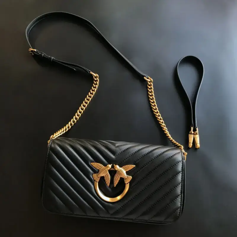 Pinko Bag — 23 baguette sheepskin black colorway — USFans Spreadsheet photo
