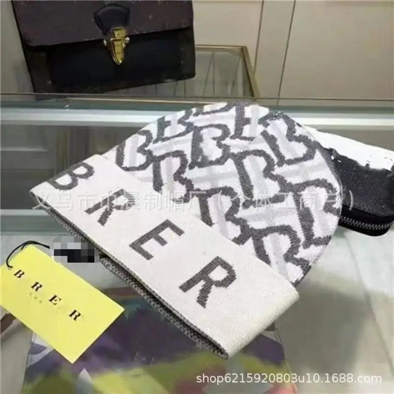 Burberry Beanie — Full print B gray colorway — USFans Spreadsheet photo