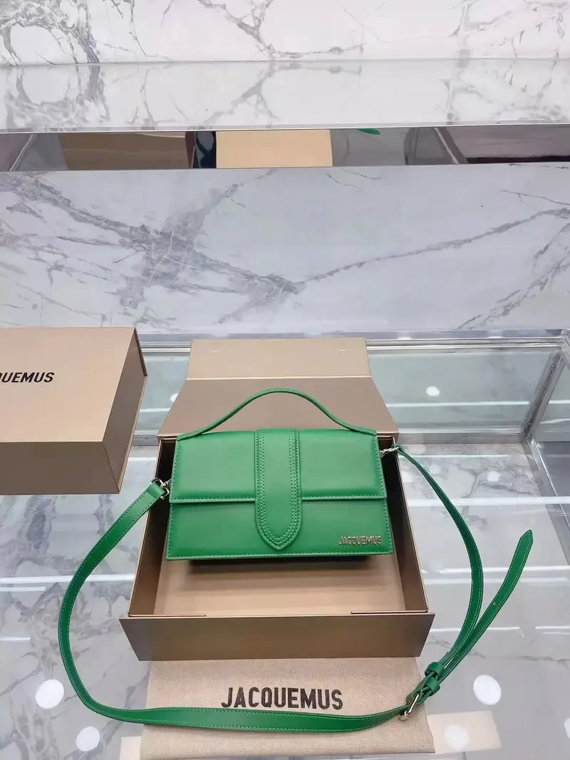 Jacquemus Handbag — Green Portable Crossbody Bag Large for M colorway — USFans Spreadsheet photo