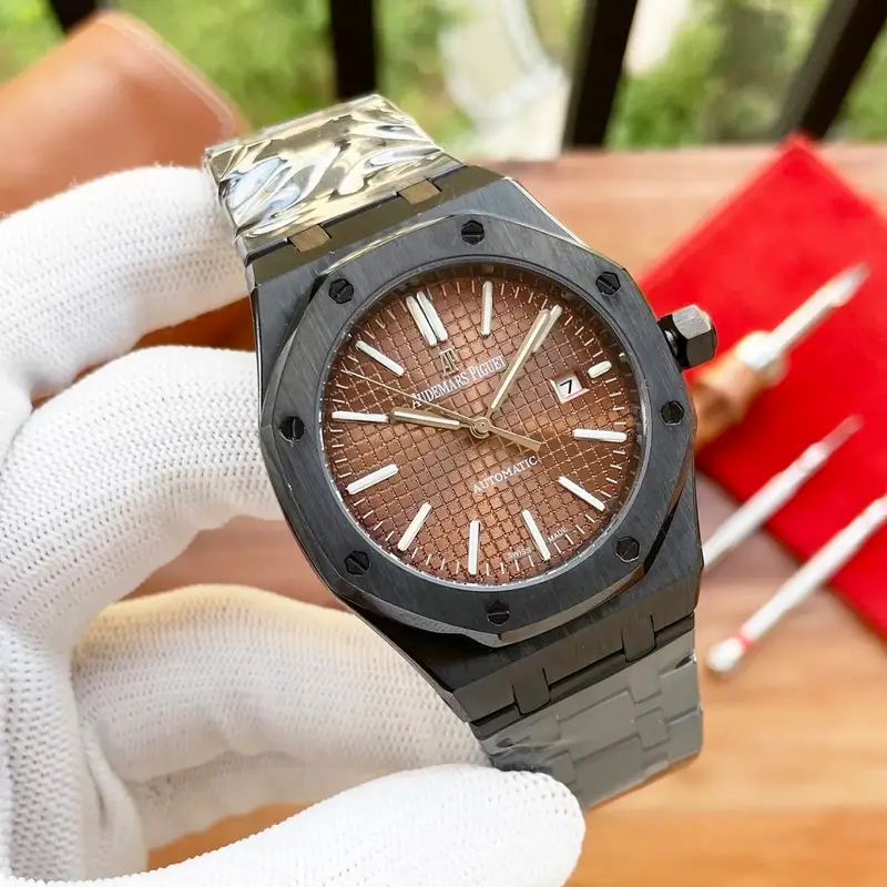 Audemars Piguet Silver Band — Black Shell Curry Plate Steel Strip colorway — USFans Spreadsheet photo