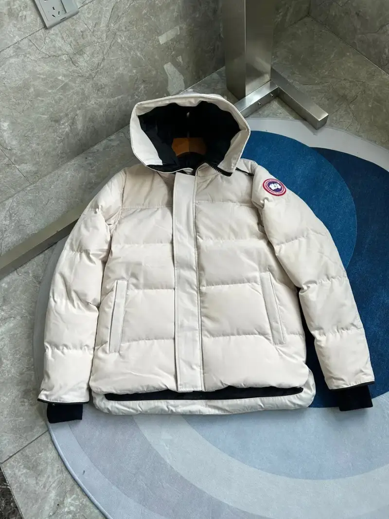 Canada Goose Wyndham Jacket — Apricot-Red Label colorway — USFans Spreadsheet photo